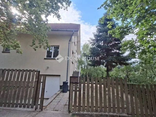 Eladó ház Pusztazámor 180 nm