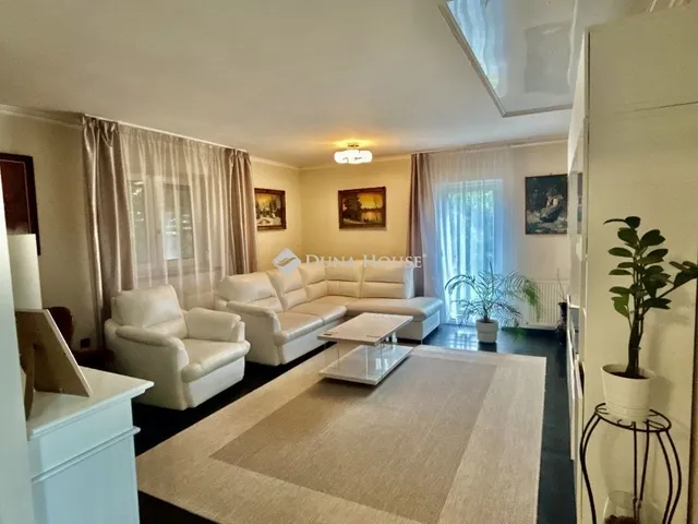 Eladó ház Budaörs 195 nm
