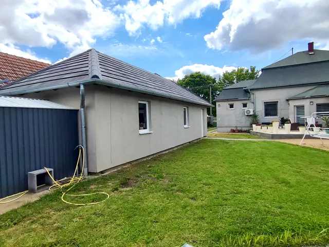 Eladó ház Tolna, Alkotmány utca 120 nm