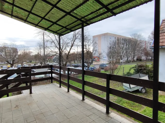 Eladó ház Szekszárd, Alsóváros, Bercsényi 105 nm