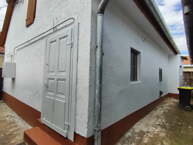 Eladó ház Szekszárd, Bethlen Gábor 39 nm