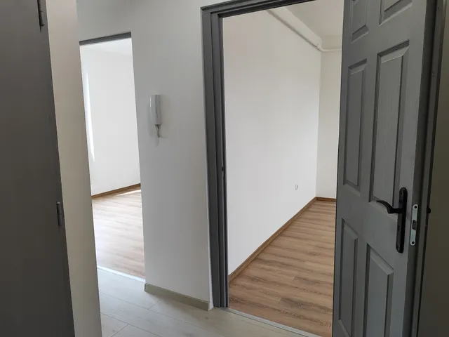 Eladó lakás Szekszárd, Csatár 52 nm