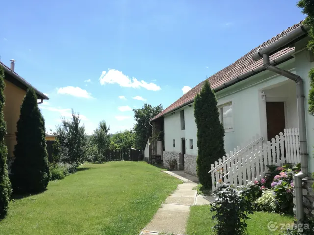 Eladó ház Múcsony, Kossuth Lajos Út 42. 100 nm