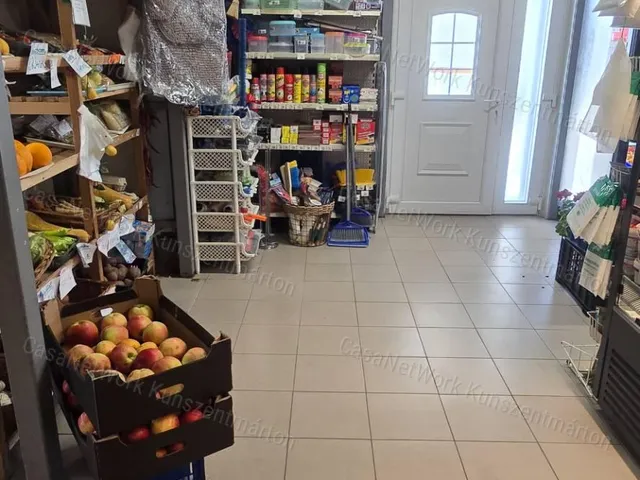 Eladó kereskedelmi és ipari ingatlan Nagyrév 105 nm