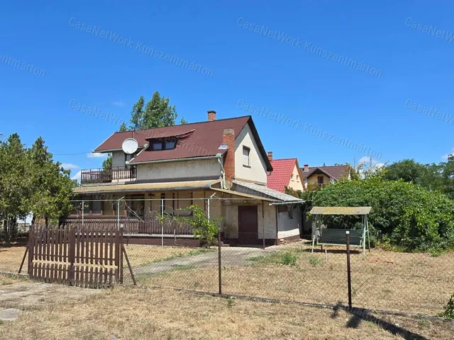 Eladó ház Cserkeszőlő 98 nm