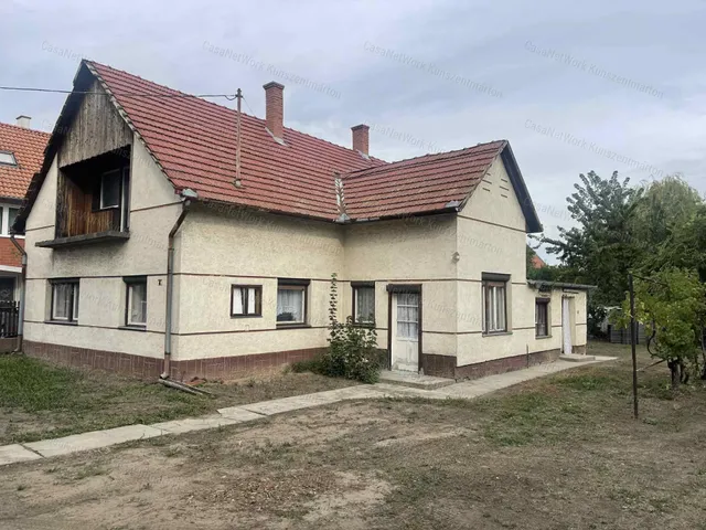 Eladó ház Cserkeszőlő 102 nm