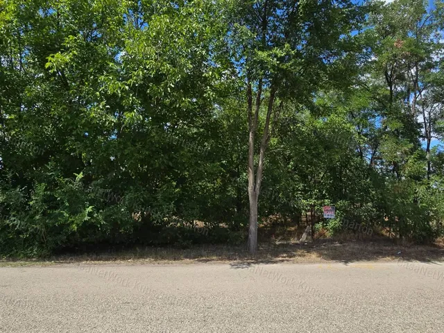 Eladó telek Cserkeszőlő 3000 nm