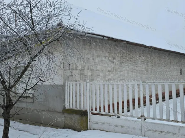 Eladó ház Cibakháza 80 nm