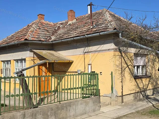 Eladó ház Szelevény 60 nm