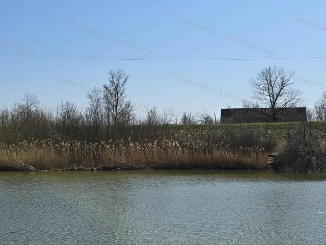 Eladó mezőgazdasági ingatlan Öcsöd 1134 nm