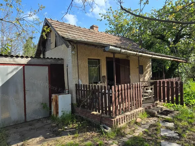 Eladó mezőgazdasági ingatlan Szelevény 17 nm