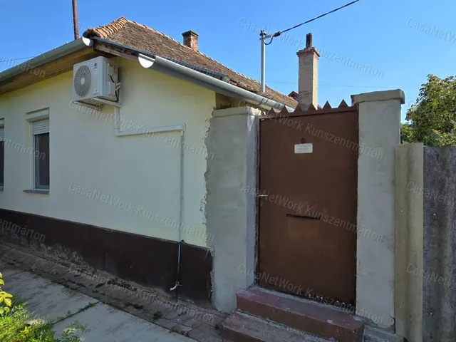 Eladó ház Kunszentmárton 89 nm