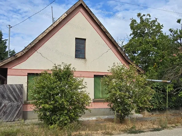Eladó ház Nagyrév 53 nm