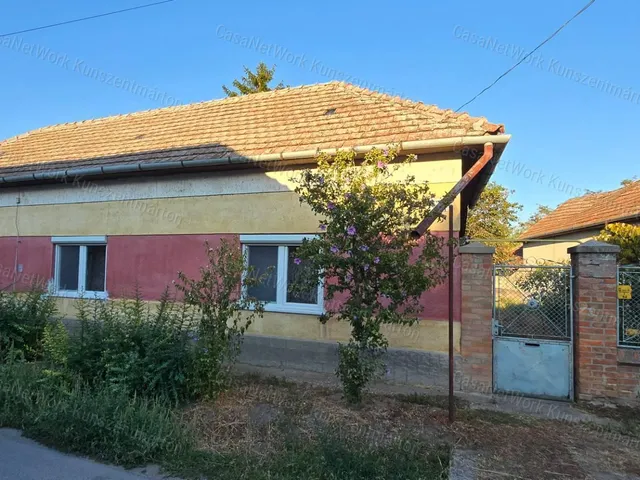 Eladó ház Cibakháza 88 nm