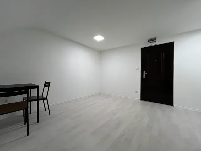 Eladó lakás Budapest VI. kerület, Nagykörúton kívüli terület, Szófia utca 19 nm