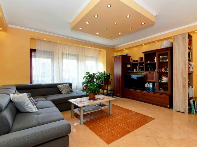 Eladó ház Aszód 170 nm