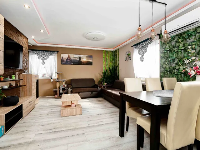 Eladó ház Szigetmonostor, Árvácska utca  140 nm