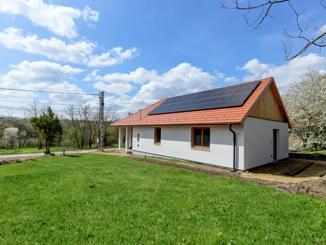 Eladó ház Úri 85 nm