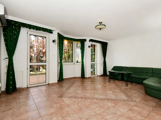 Eladó ház Budapest XIV. kerület, Alsórákos, Fajansz 195 nm
