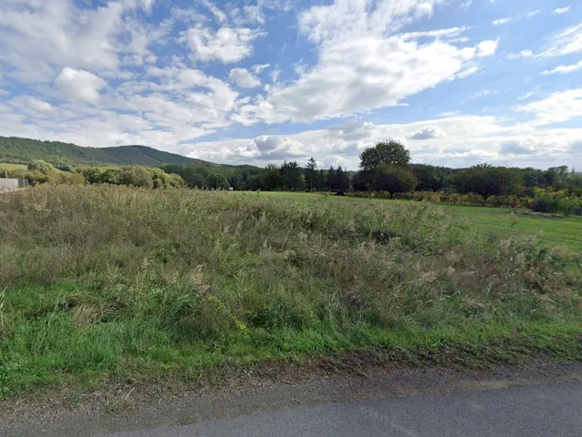 Eladó telek Bercel, Mikszáth u. 22. 1080 nm