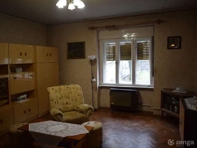 Eladó lakás Pécs, Belváros, Lyceum u.5. 70 nm