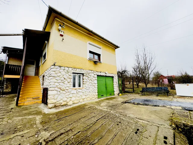 Eladó ház Miskolc, Lyukóvölgy, Szegfű utca 64 nm
