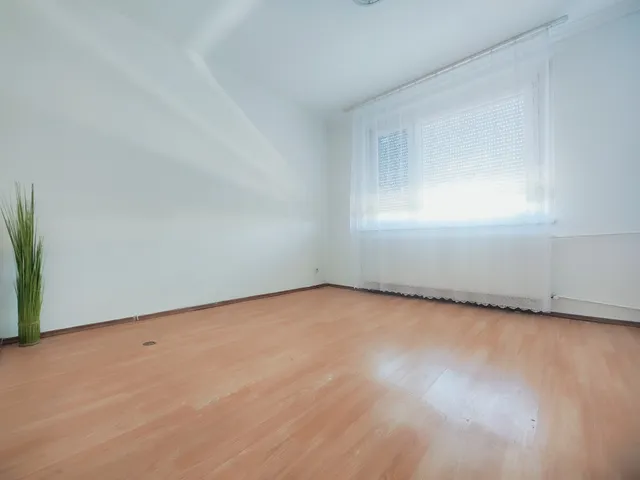 Eladó lakás Ózd 61 nm