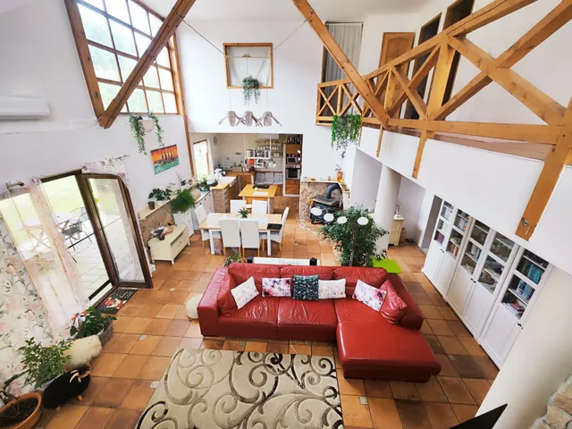 Eladó ház Miskolc, Majláth 250 nm