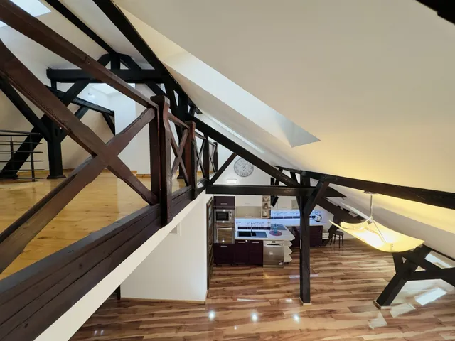 Eladó lakás Miskolc, Belváros 159 nm