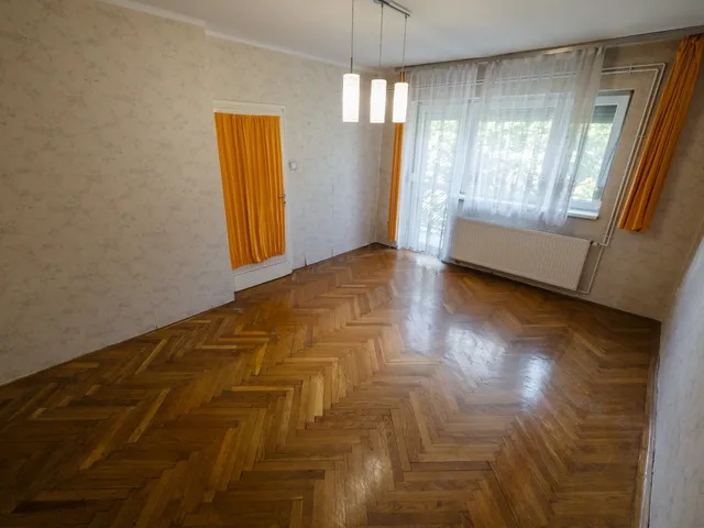 Eladó lakás Miskolc, Selyemrét 36 nm