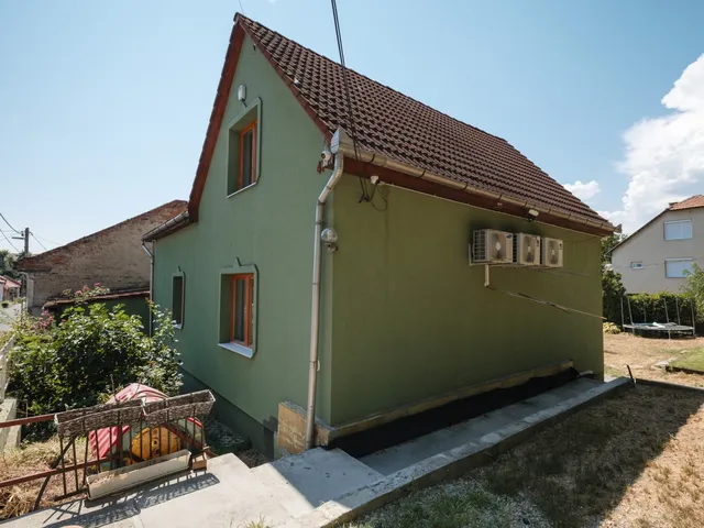 Eladó ház Miskolc, Szamos utca 180 nm