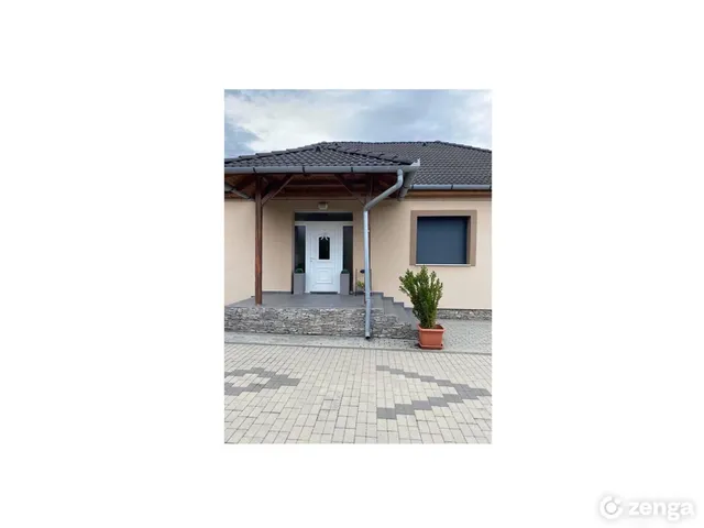 Eladó ház Kaposvár, Donner 160 nm