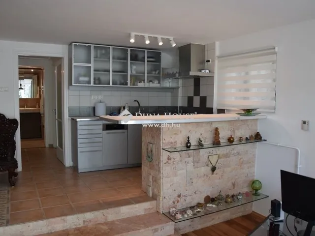 Eladó lakás Budapest II. kerület 112 nm