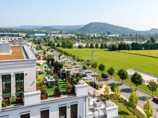 Eladó lakás Biatorbágy 177 nm