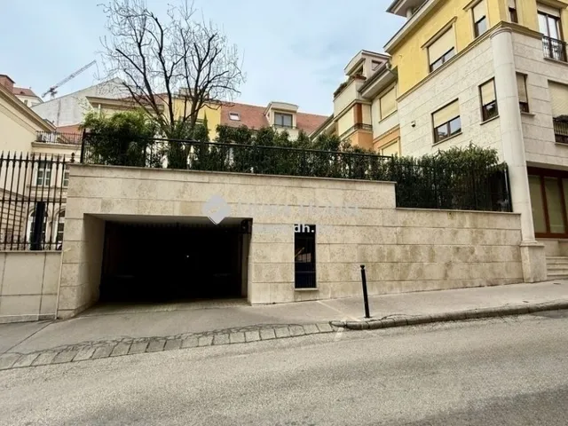 Eladó lakás Budapest I. kerület 72 nm