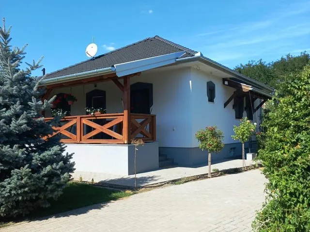 Eladó ház Kecskemét, Hetényegyháza 91 nm