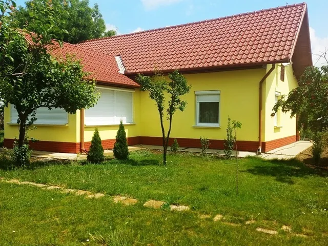 Eladó ház Székkutas 180 nm