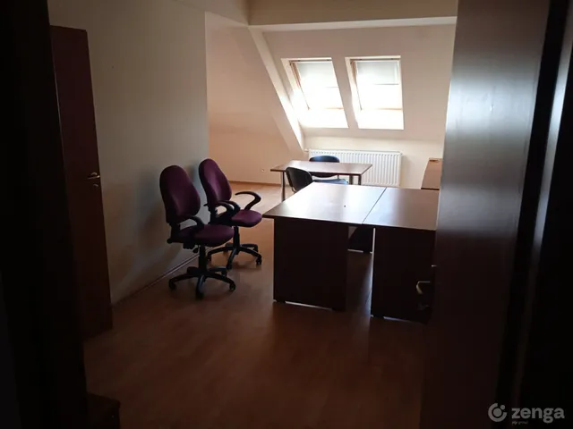 Kiadó kereskedelmi és ipari ingatlan Szolnok 30 nm