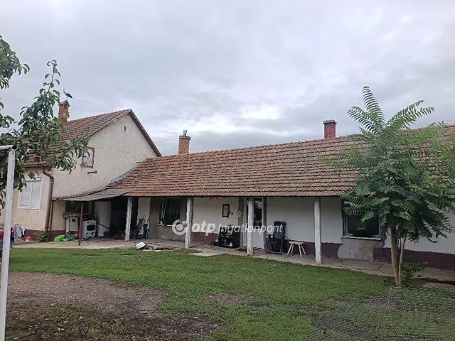 Eladó ház Hajdúszovát 130 nm