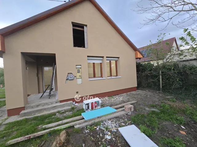 Eladó ház Kaba 79 nm