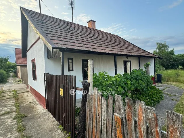 Eladó ház Tiszafüred 28 nm