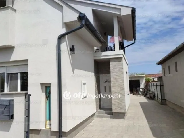 Kiadó ház Hajdúszoboszló 156 nm