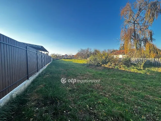 Eladó telek Debrecen 1145 nm