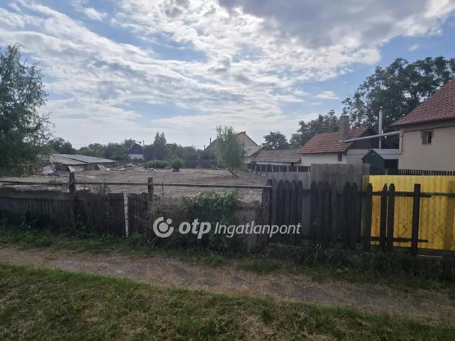 Eladó telek Kaba 1193 nm