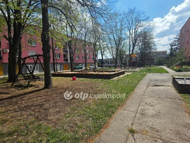 Eladó lakás Kaba 38 nm