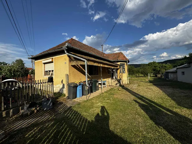 Eladó ház Nagybarca, Aradi utca 104 62 nm