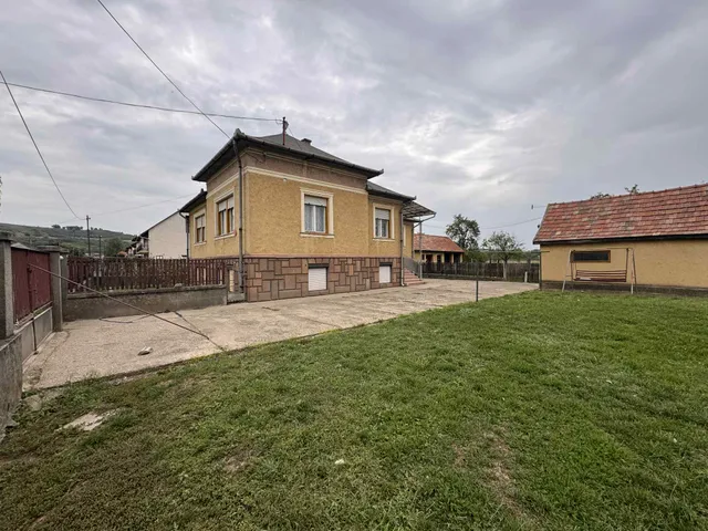 Eladó ház Sajókaza, 48-as utca 110 nm