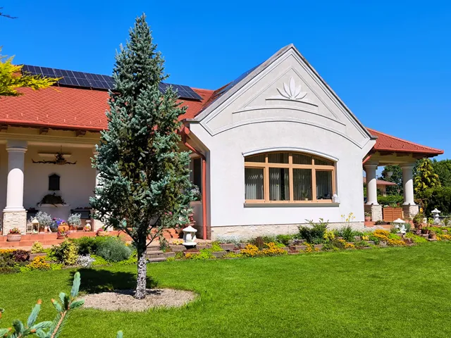 Eladó ház Kazincbarcika, Kertváros 214 nm