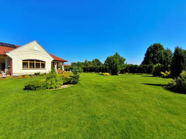 Eladó ház Kazincbarcika, Herbolya 195 nm