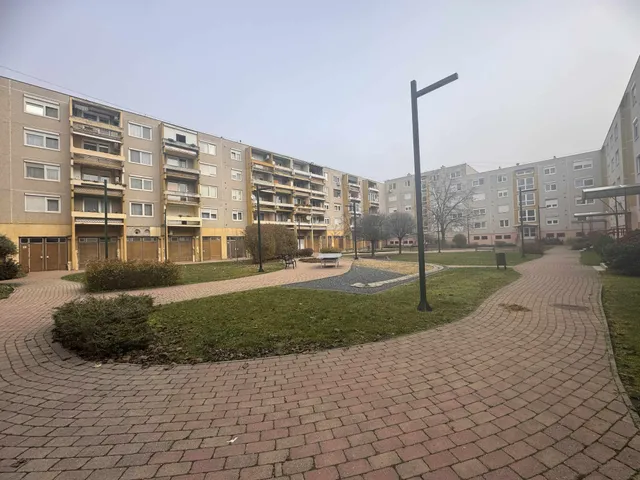 Eladó lakás Kazincbarcika, Kazinczy Ferenc 11 52 nm